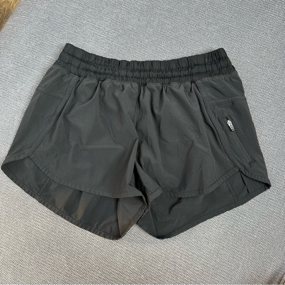 Lululemon Low Rise Running short